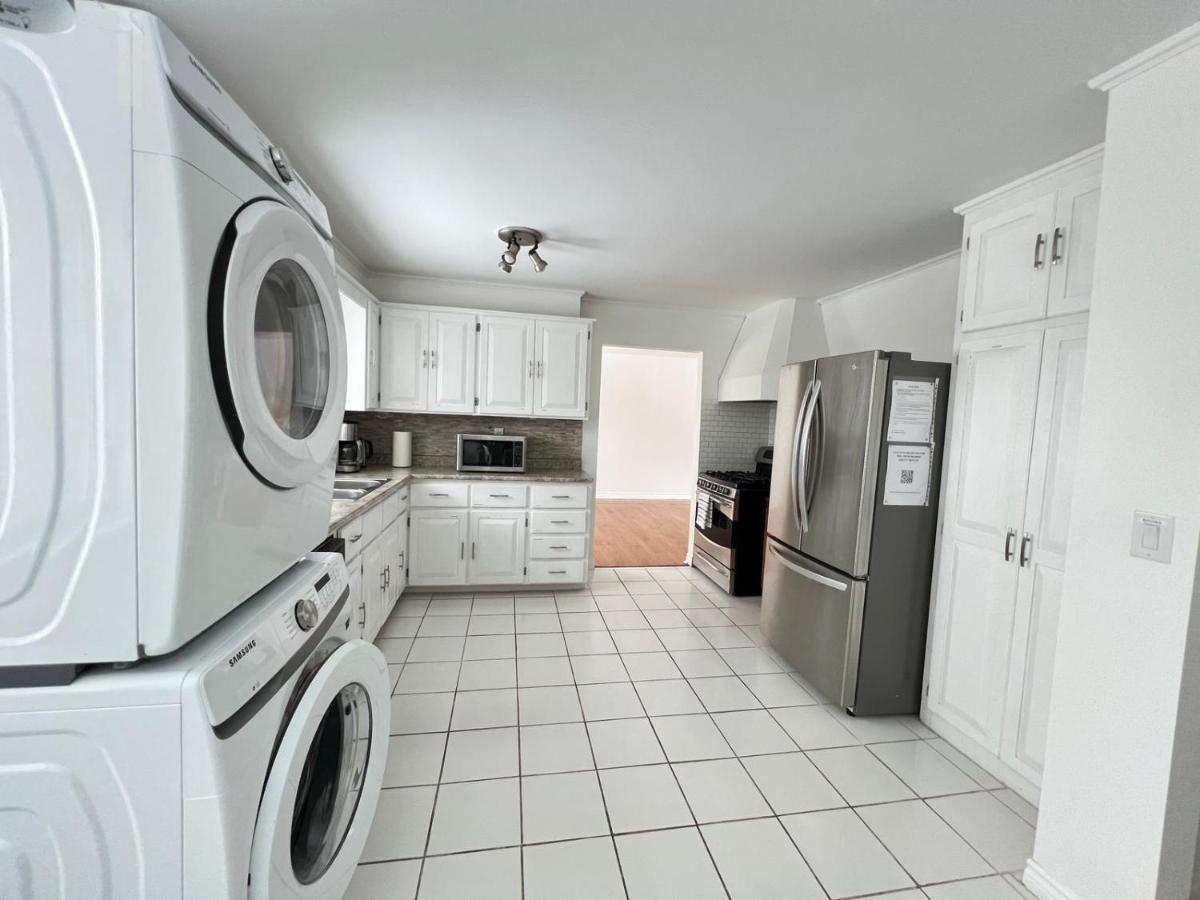 Letitia Heights !C Quiet And Modern Private Bedroom With Shared Bathroom Barrie Extérieur photo