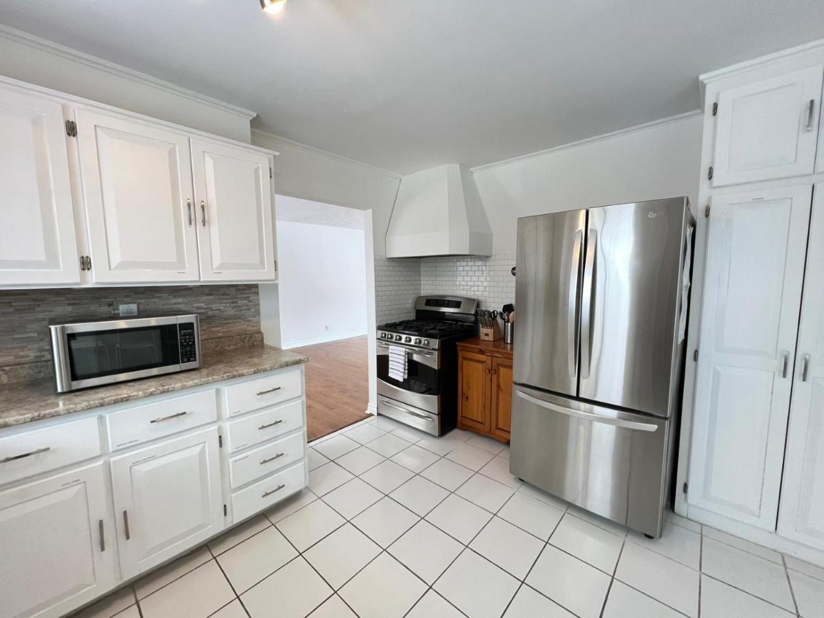 Letitia Heights !C Quiet And Modern Private Bedroom With Shared Bathroom Barrie Extérieur photo